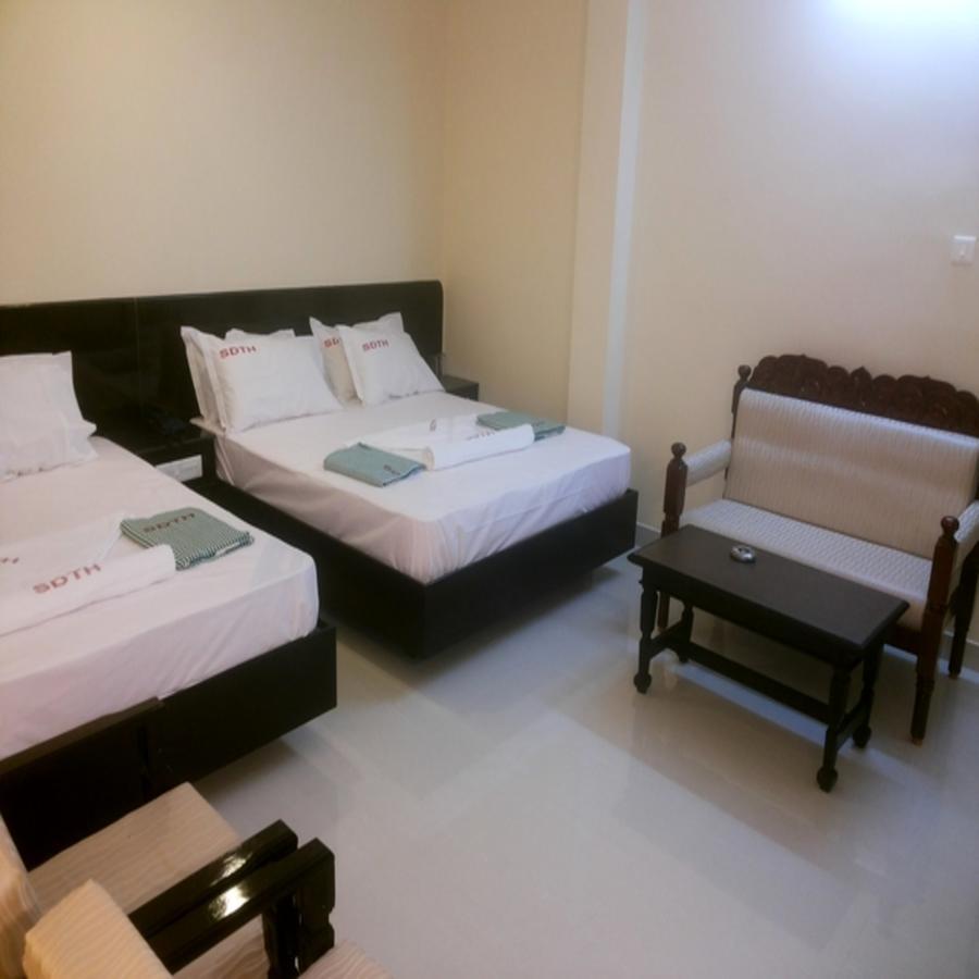 Hotel Sridevi Kanyakumari Exterior foto
